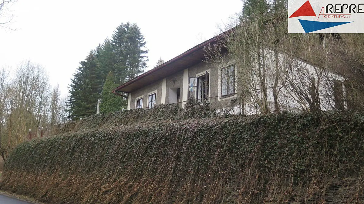 Prodej  rodinného domu 120 m², pozemek 1 900 m², Levín, okres Litoměřice