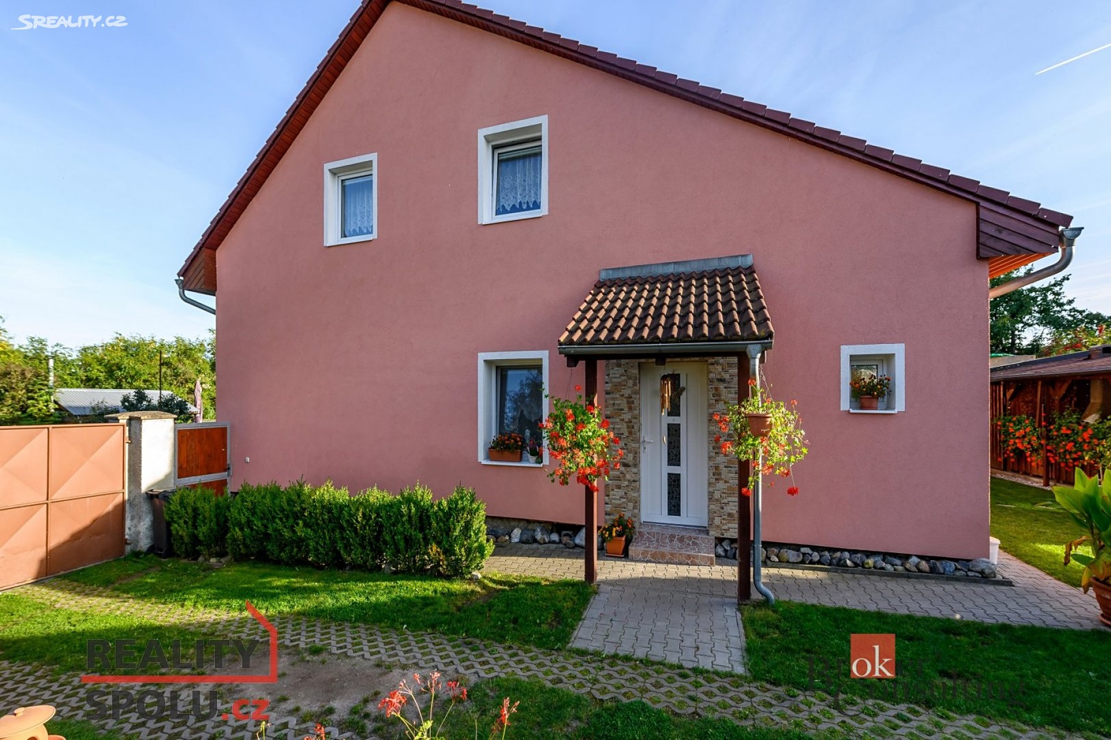 Prodej  rodinného domu 180 m², pozemek 799 m², Tlučenská, Líně