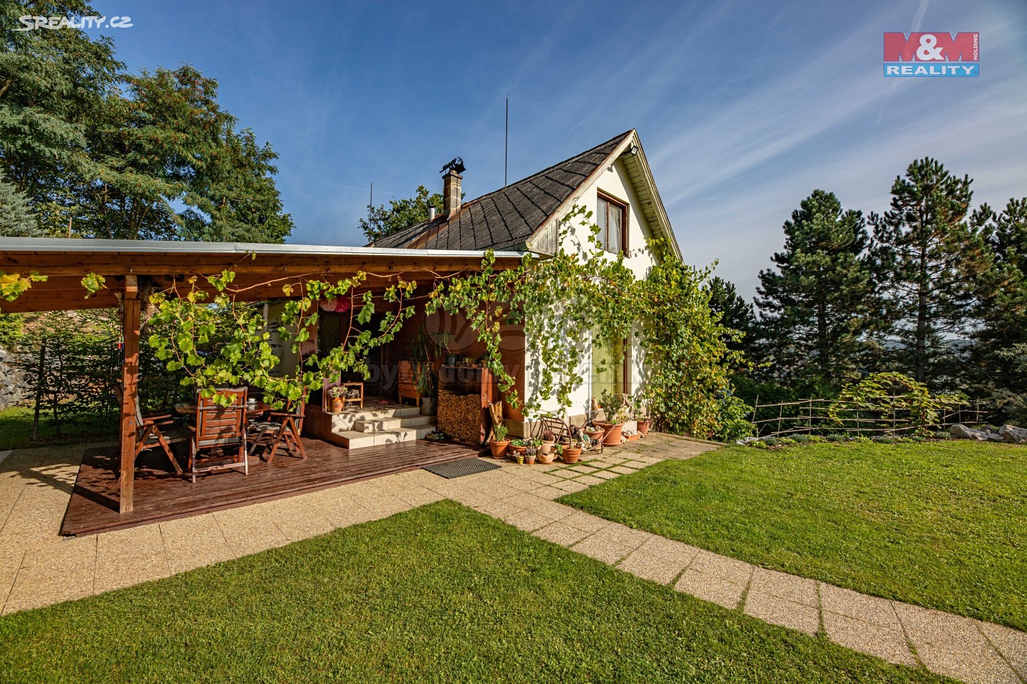 Prodej  rodinného domu 2 262 m², pozemek 2 262 m², Struhařovská, Mnichovice - Božkov
