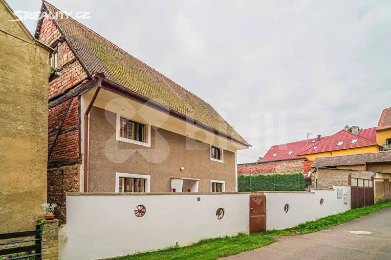 Prodej  rodinného domu 120 m², pozemek 257 m², Pnětluky, okres Louny