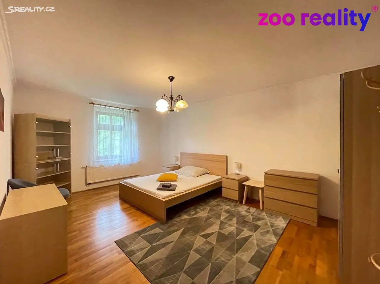 Pronájem bytu 3+1 350 m², Čelakovského, Chomutov