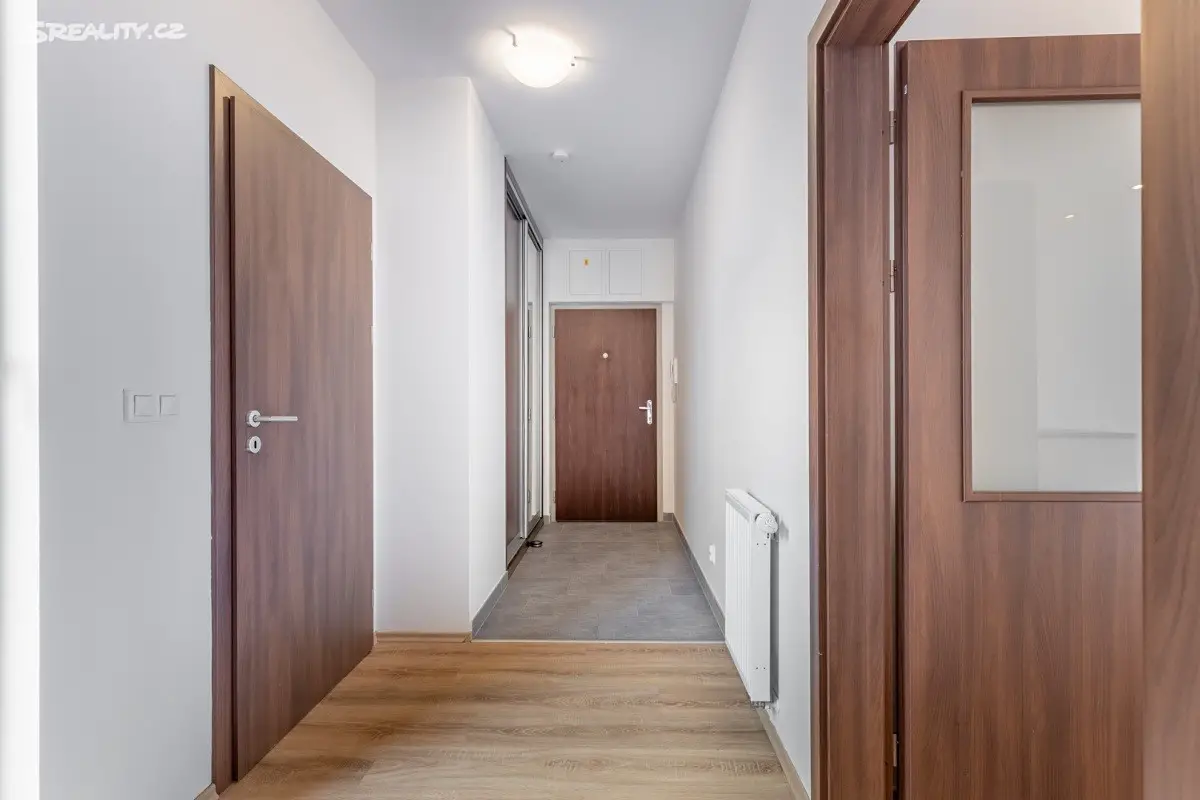 Prodej bytu 2+kk 44 m², Hornoměcholupská, Praha 10 - Horní Měcholupy
