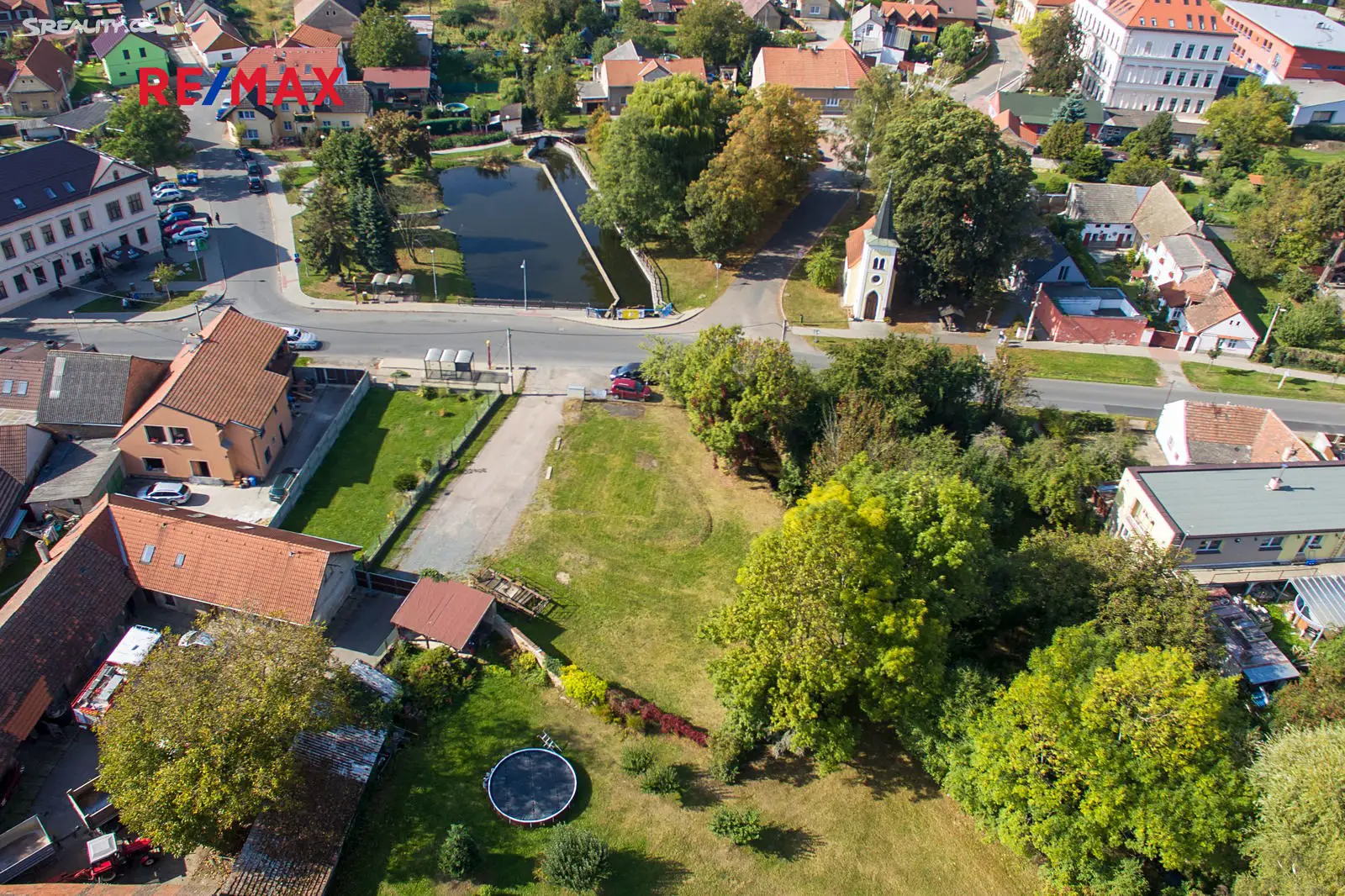Prodej  stavebního pozemku 786 m², Nučice, okres Praha-západ