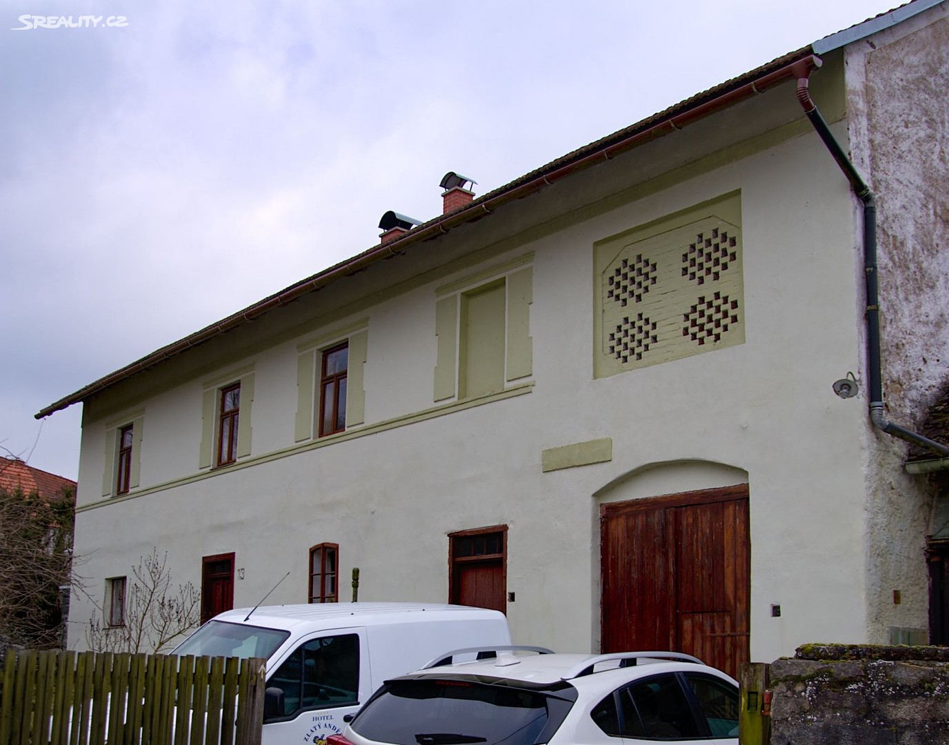 Prodej  rodinného domu 300 m², pozemek 4 786 m², Krňany - Teletín, okres Benešov