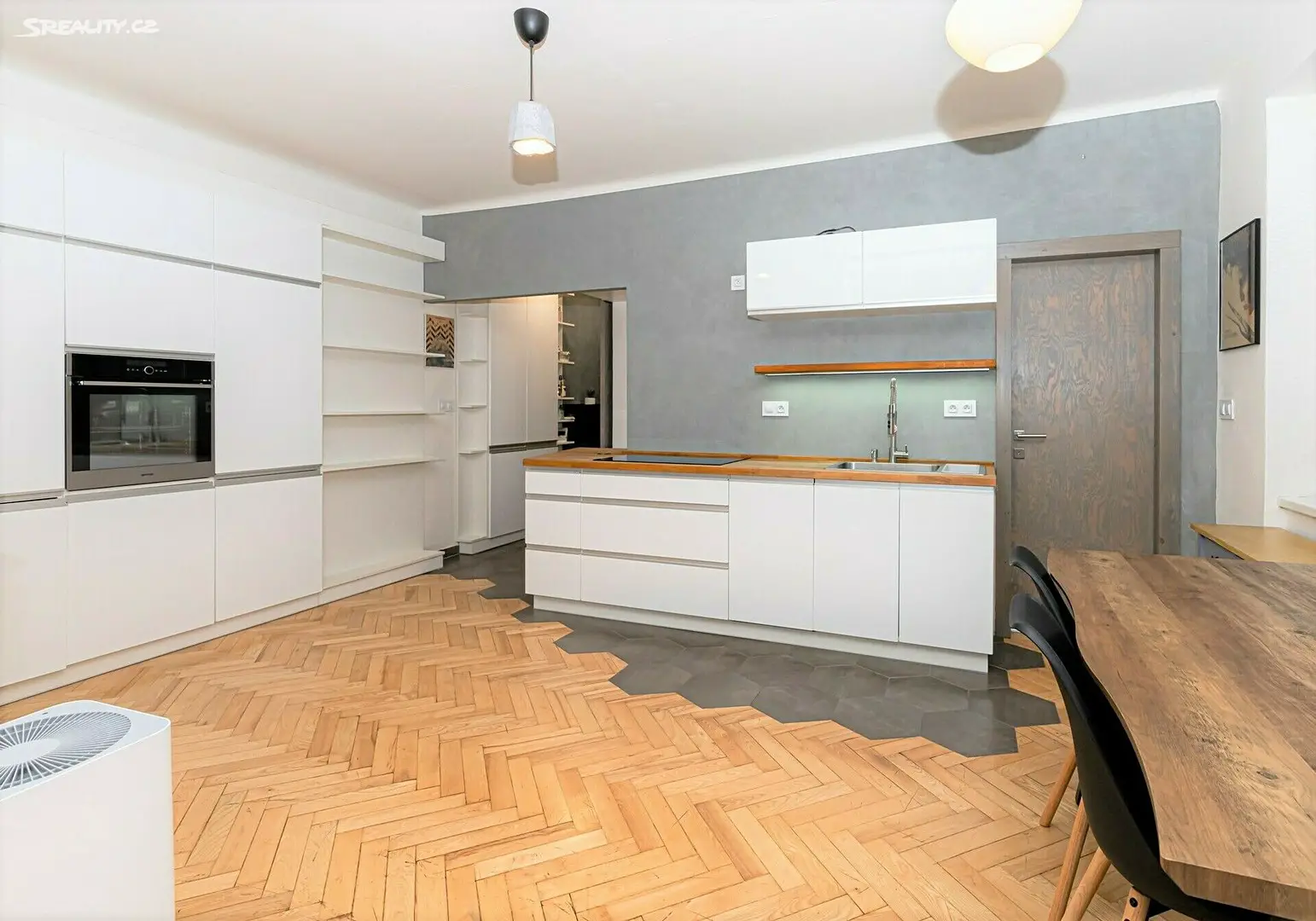 Prodej bytu 3+kk 57 m², náměstí Svatopluka Čecha, Praha 10 - Vršovice
