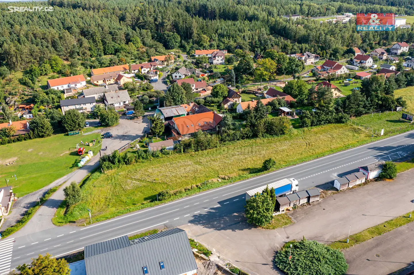 Prodej  pozemku 3 777 m², Dubenec, okres Příbram
