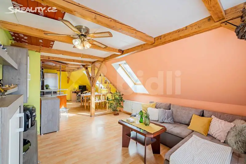 Prodej  rodinného domu 220 m², pozemek 101 m², Moldava, okres Teplice