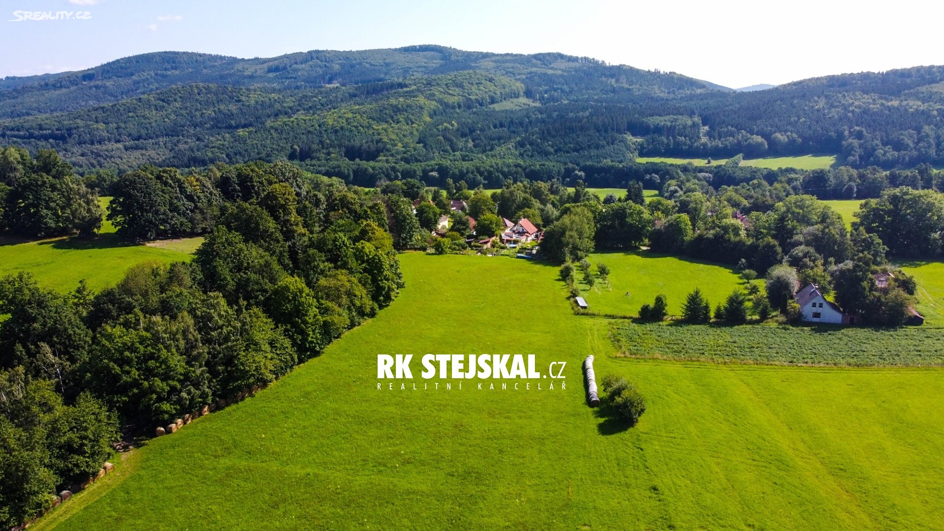 Prodej  stavebního pozemku 2 000 m², Ktiš - Smědeček, okres Prachatice