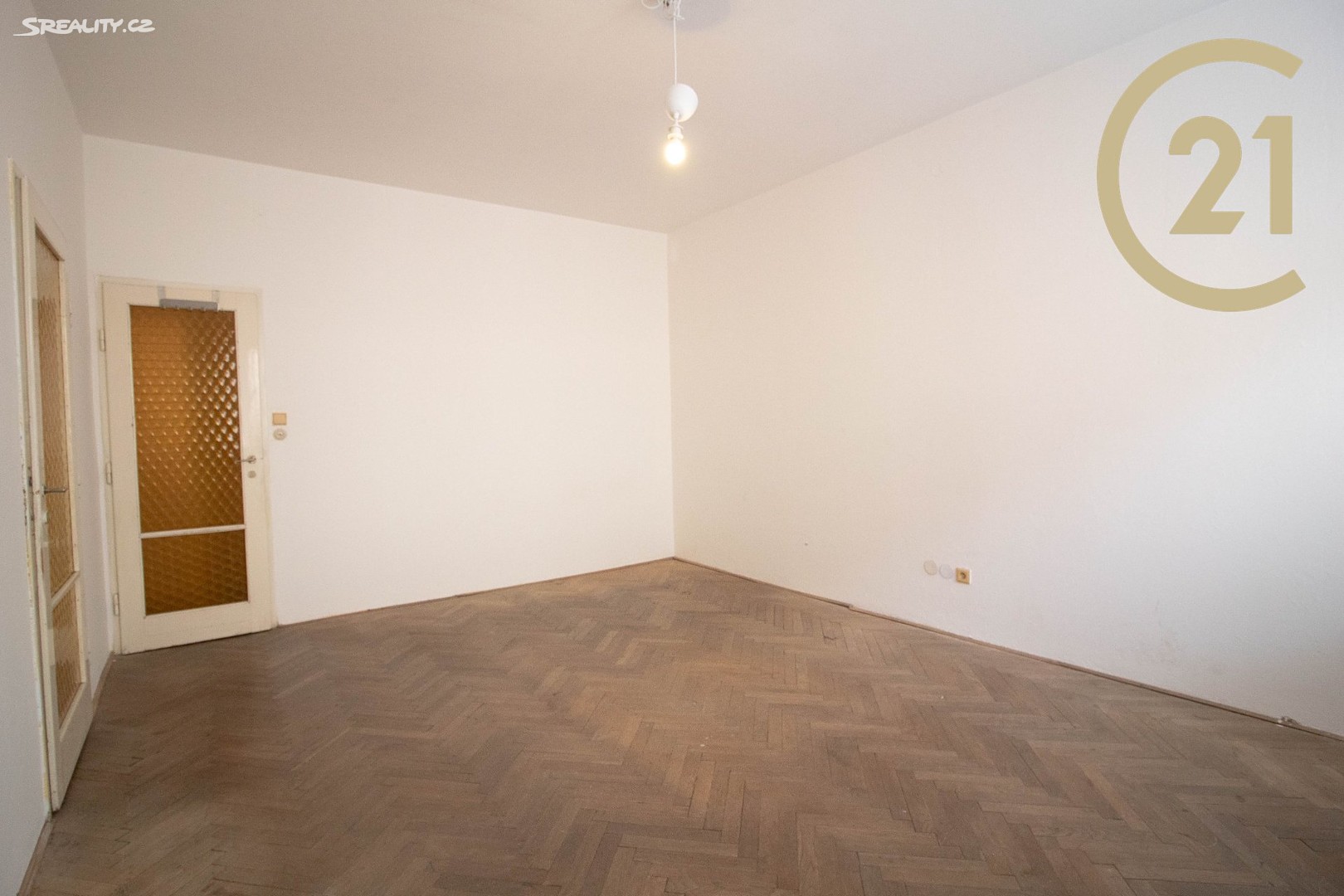 Pronájem bytu 4+1 90 m², Zubatého, Praha 5 - Smíchov