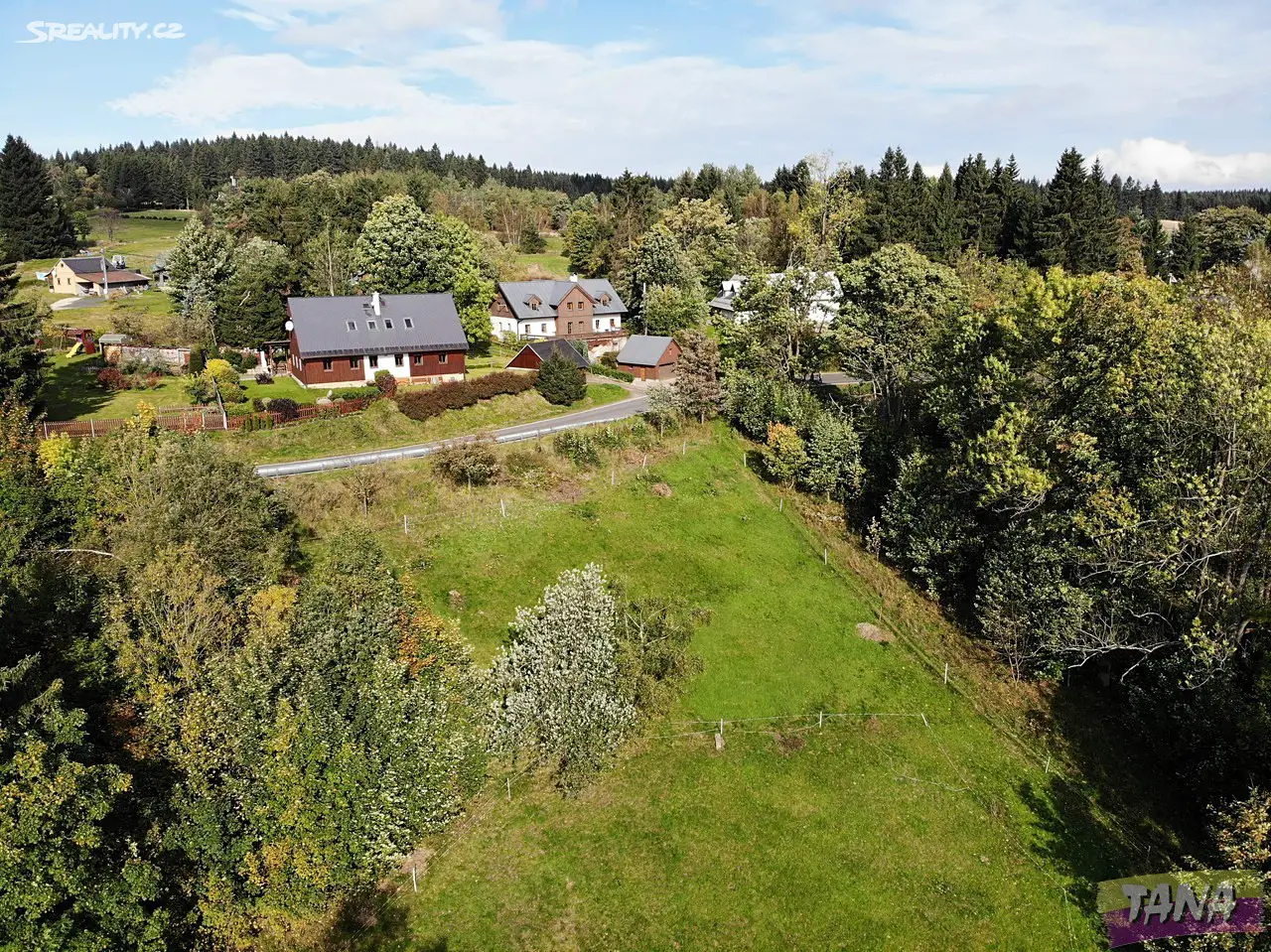 Prodej  pozemku 21 748 m², Bedřichov, okres Jablonec nad Nisou