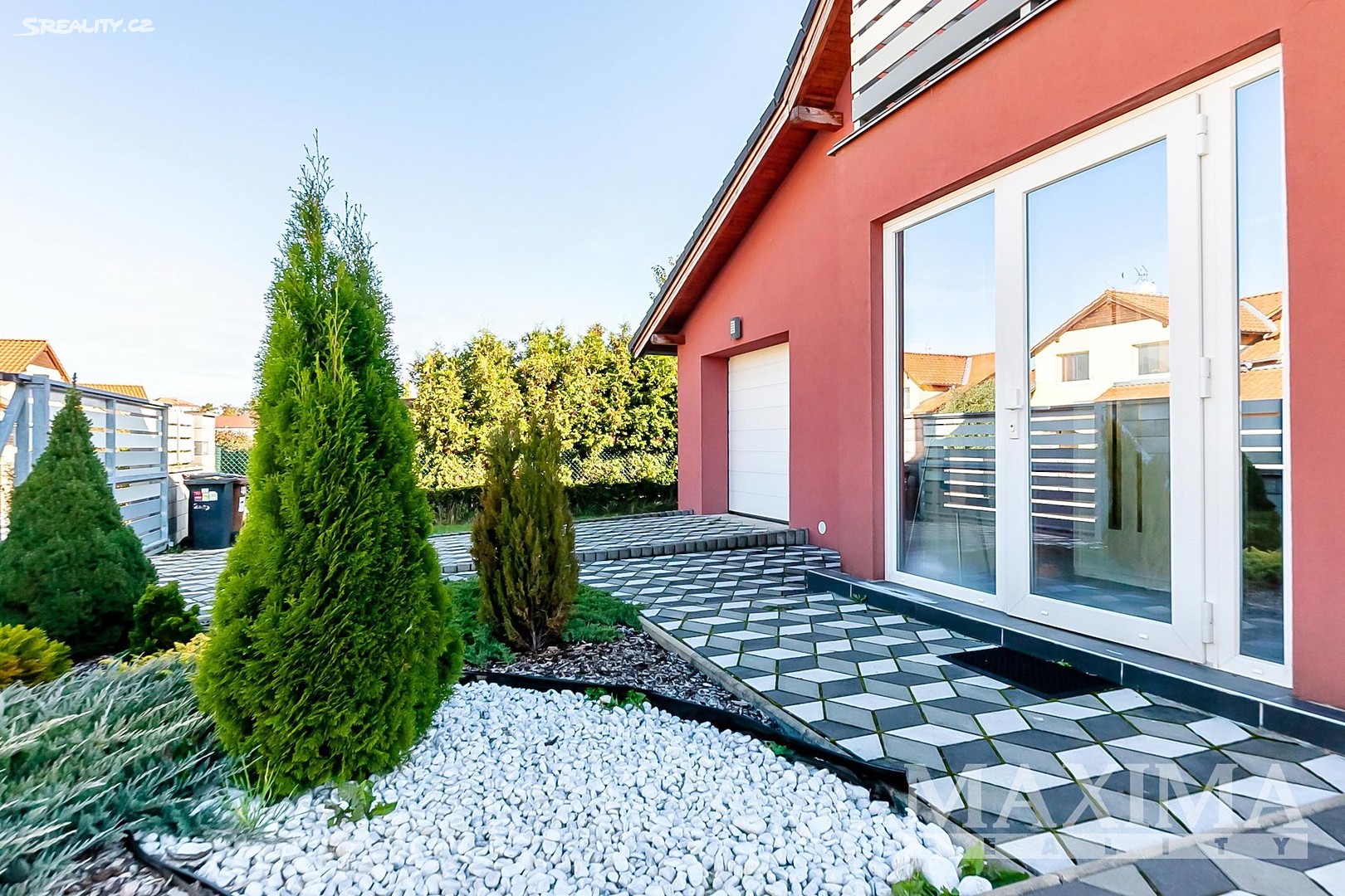 Prodej  rodinného domu 206 m², pozemek 1 099 m², Tachlovice, okres Praha-západ