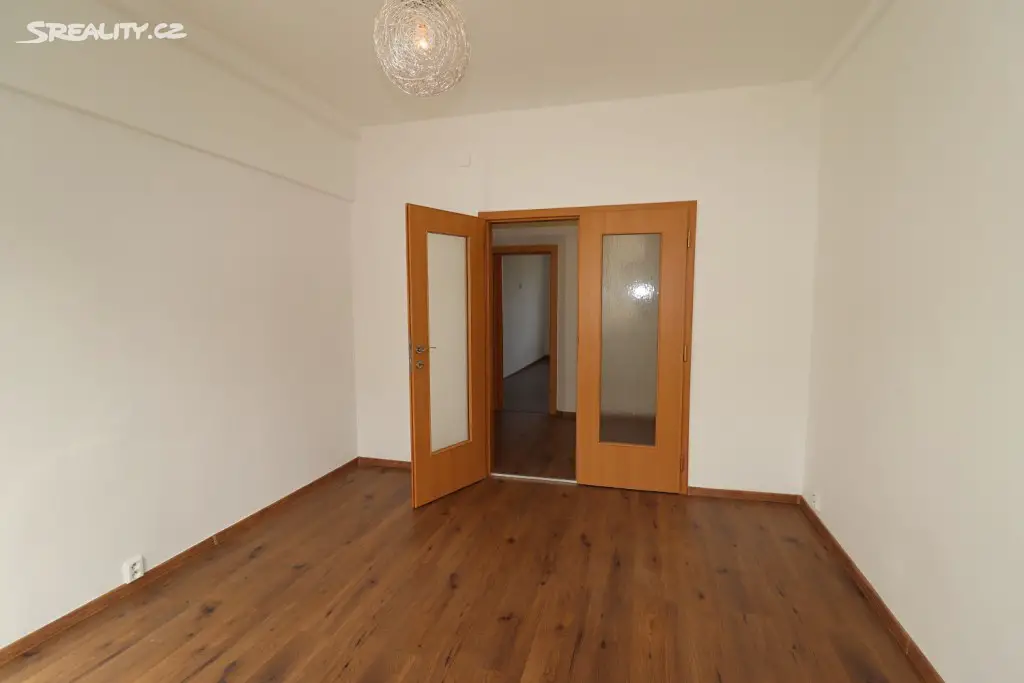 Prodej bytu 3+1 76 m², Jateční, Karlovy Vary