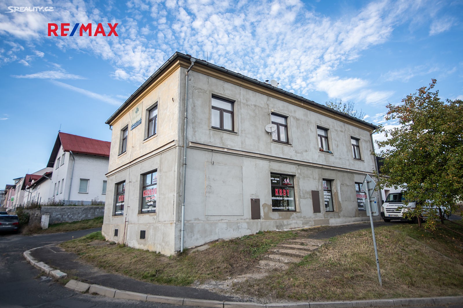 Prodej  rodinného domu 480 m², pozemek 437 m², Dr. Kocourka, Sokolov