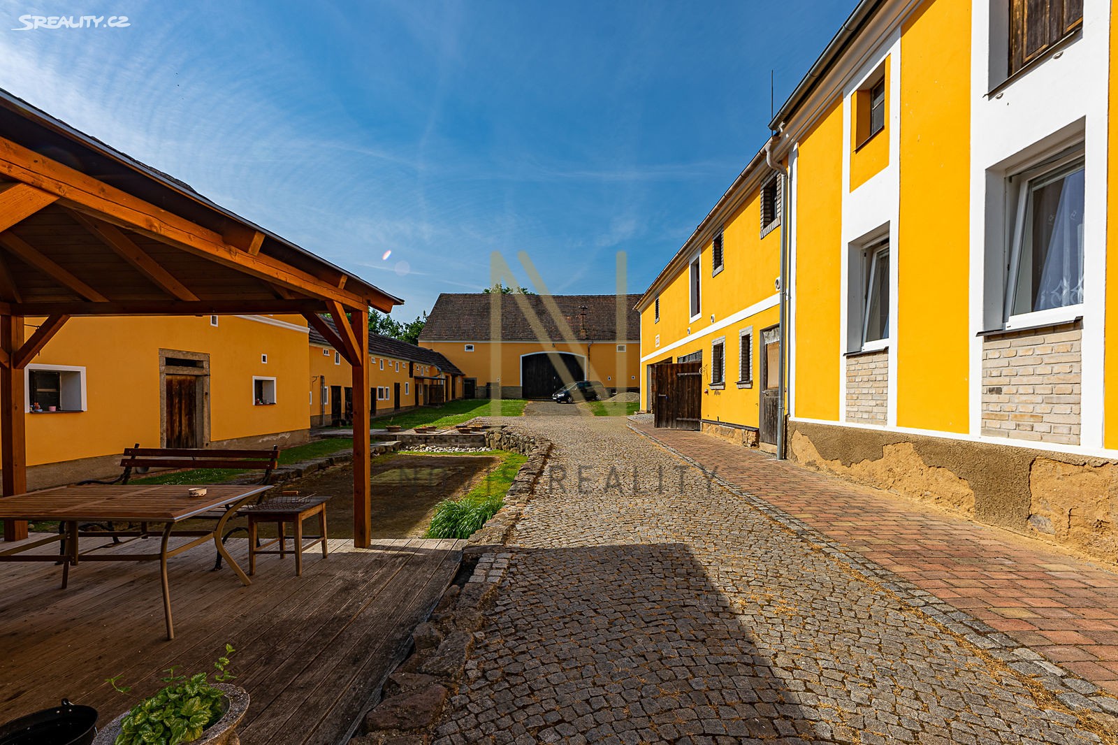 Prodej  zemědělské usedlosti 1 000 m², pozemek 4 579 m², Přehýšov - Radějovice, okres Plzeň-sever