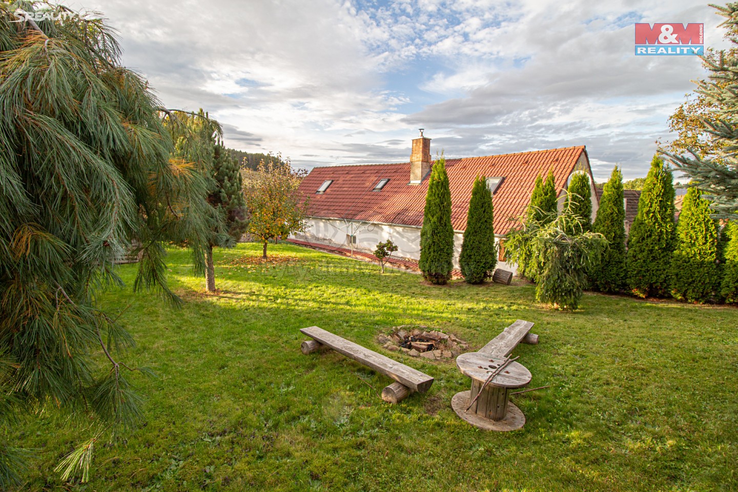 Prodej  rodinného domu 240 m², pozemek 1 098 m², Bušanovice, okres Prachatice