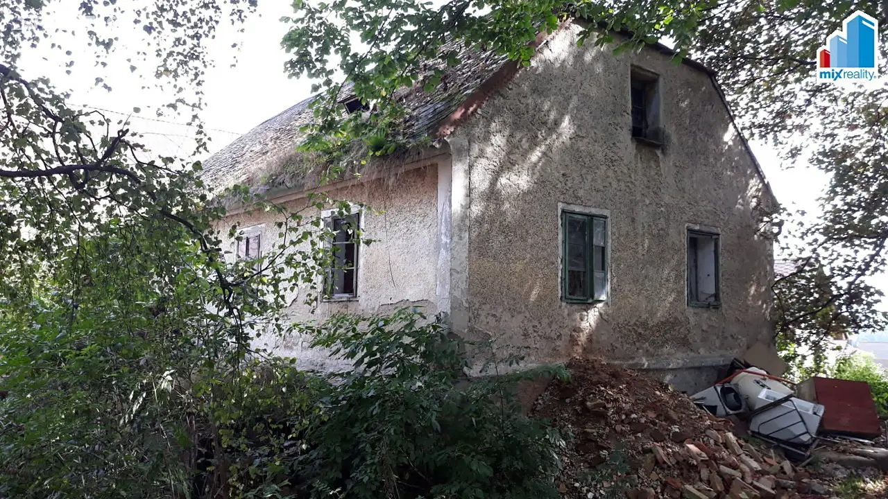 Prodej  rodinného domu 2 406 m², pozemek 2 406 m², Hartmanice, okres Klatovy