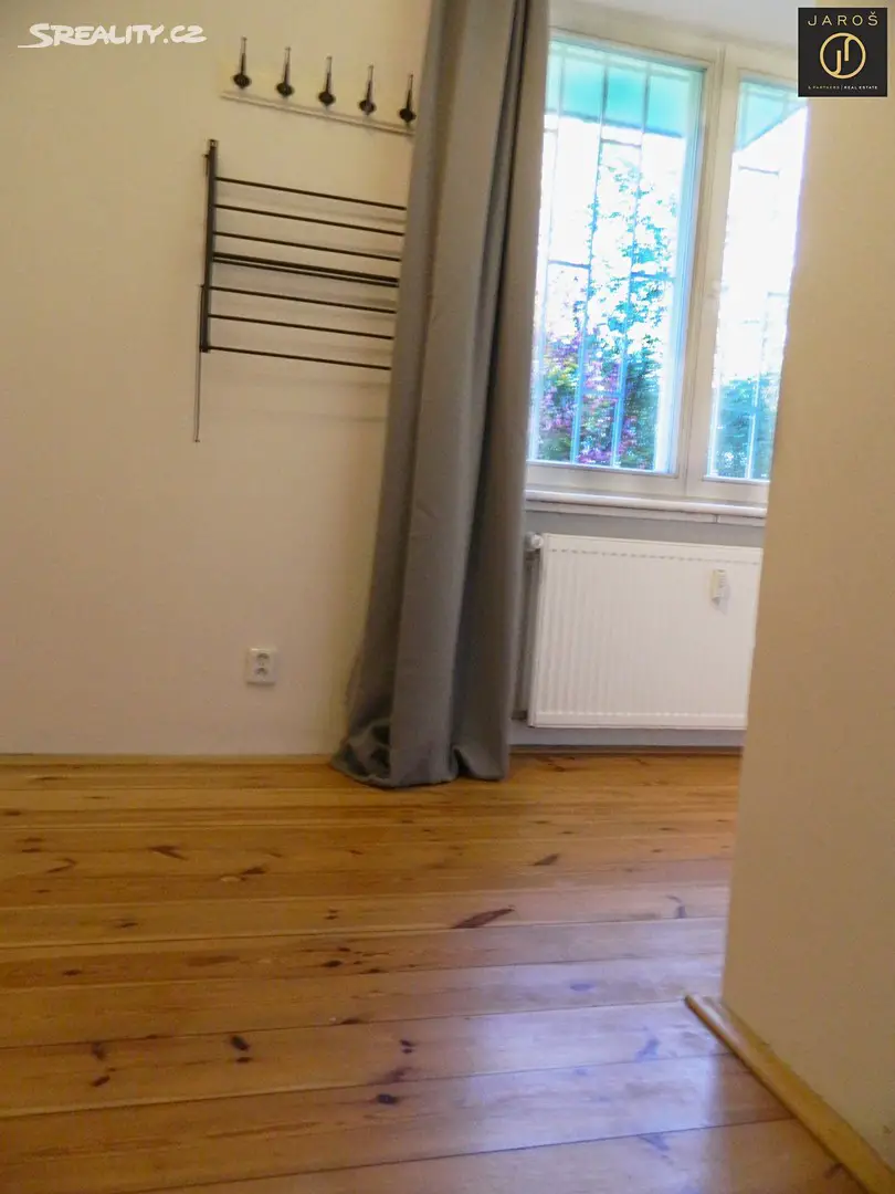 Pronájem bytu 1+1 38 m², Praha 6