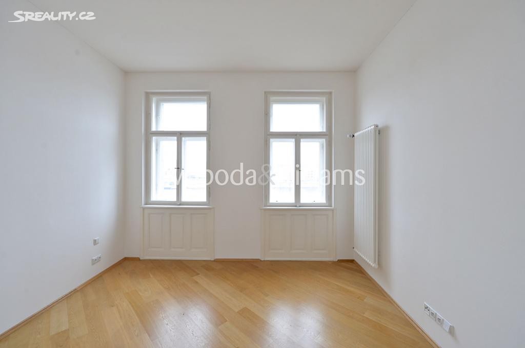 Pronájem bytu 6 pokojů a více 210 m², Hořejší nábřeží, Praha 5 - Smíchov