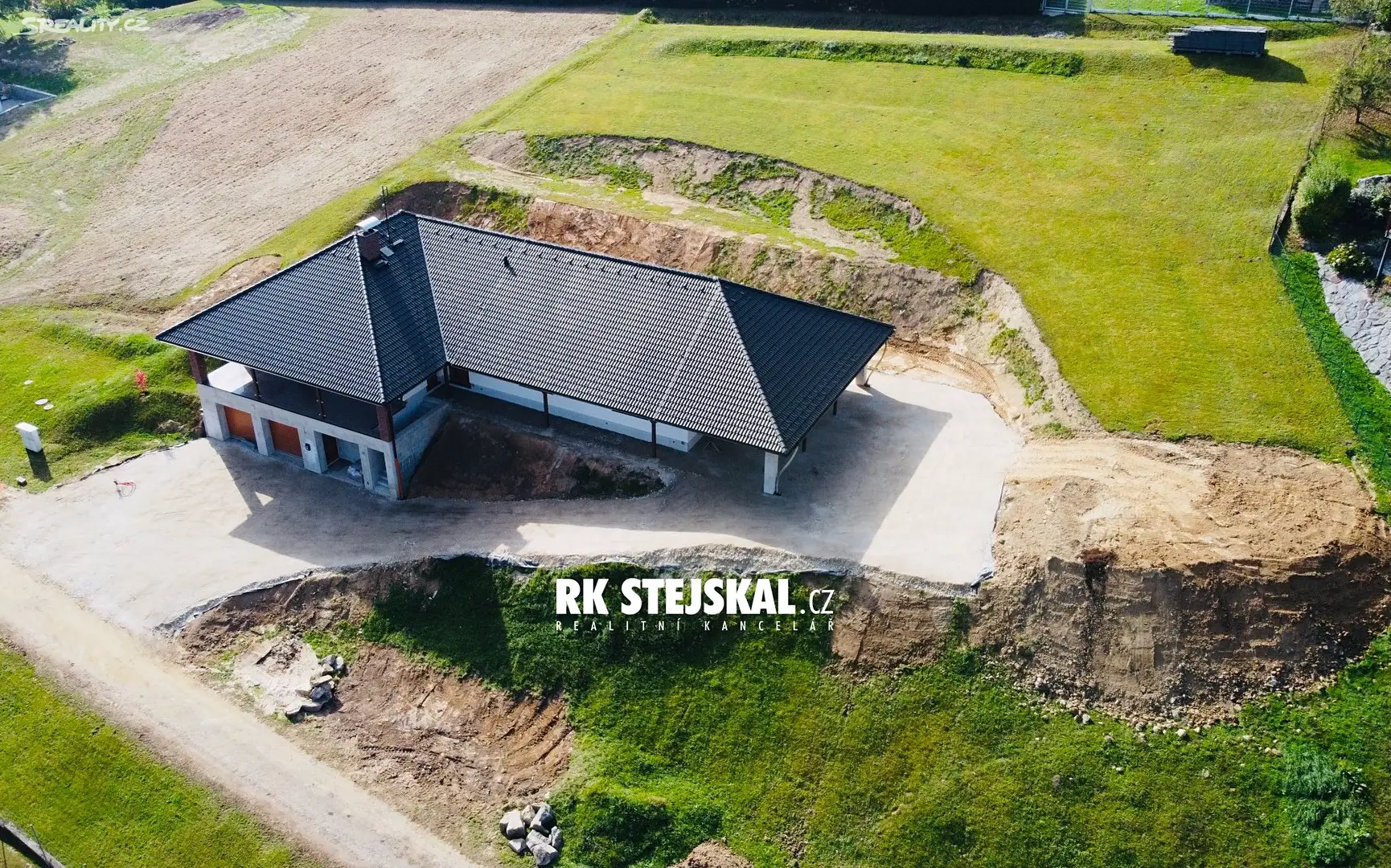 Prodej  rodinného domu 435 m², pozemek 2 829 m², Doudleby - Straňany, okres České Budějovice