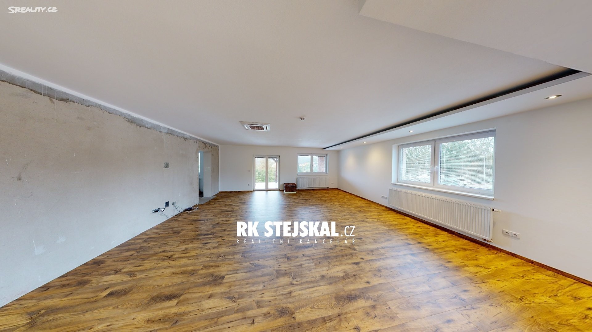 Prodej  rodinného domu 435 m², pozemek 2 829 m², Doudleby - Straňany, okres České Budějovice