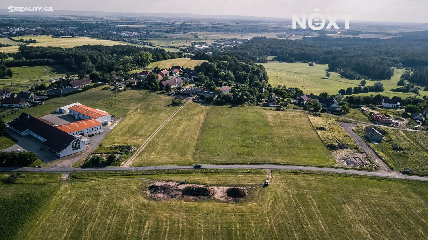 Prodej  stavebního pozemku 1 052 m², Poběžovice u Holic, okres Pardubice