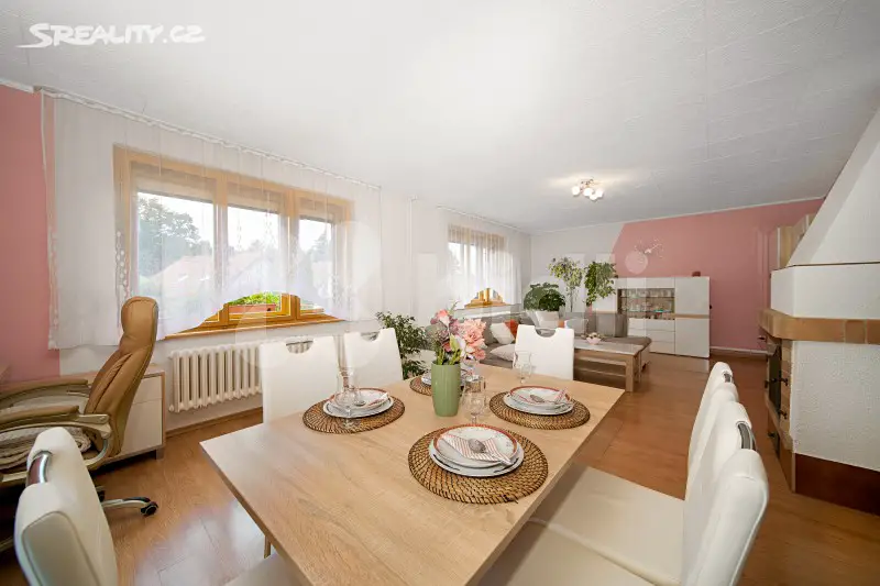 Prodej  rodinného domu 780 m², pozemek 1 600 m², Klešice - Nákle, okres Chrudim