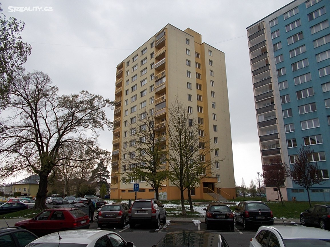 Pronájem bytu 1+1 32 m², Antonína Sovy, Opava - Kateřinky