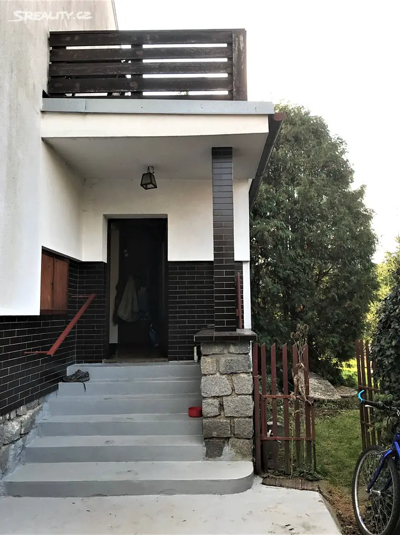 Prodej  rodinného domu 192 m², pozemek 1 089 m², Týnec nad Sázavou - Pecerady, okres Benešov