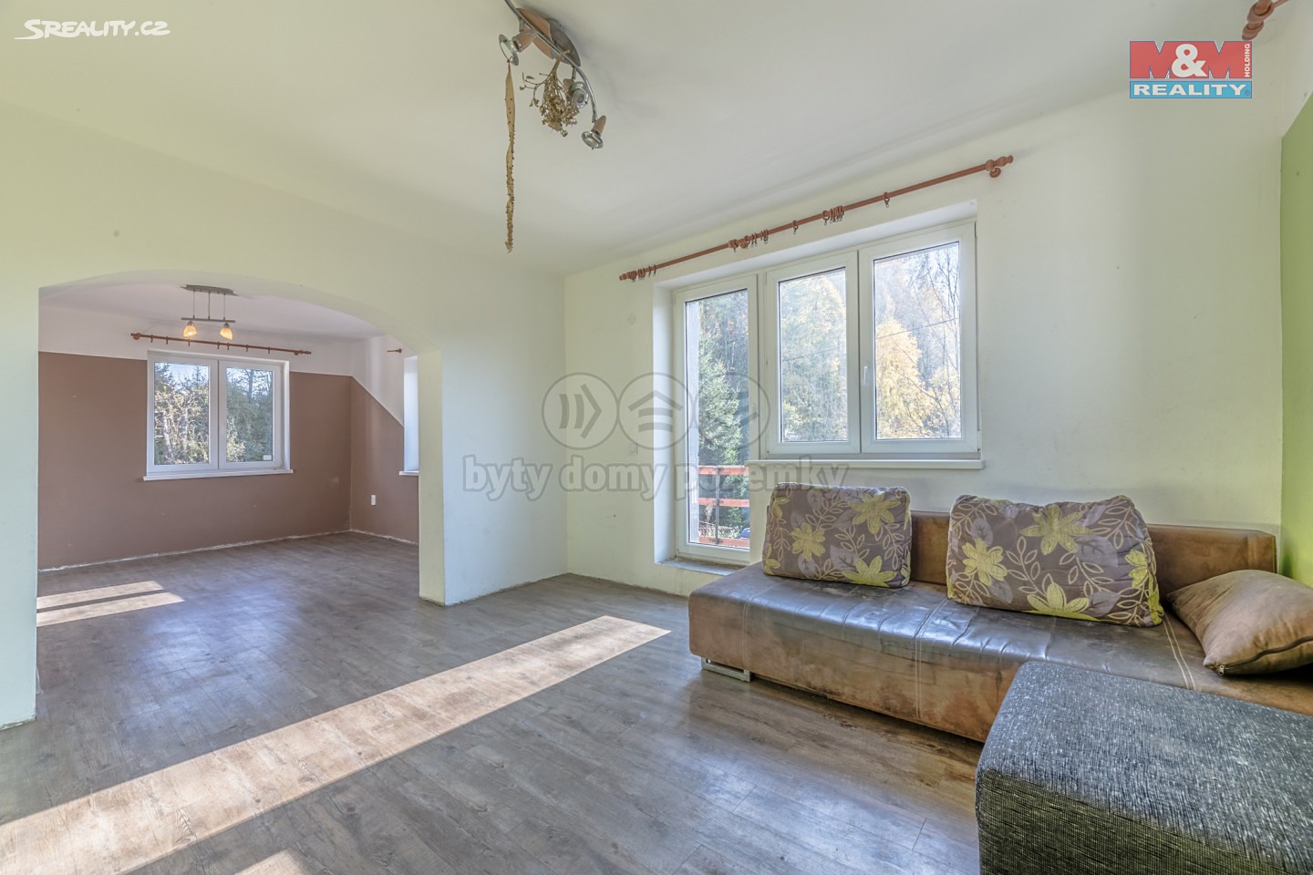 Prodej  rodinného domu 200 m², pozemek 1 096 m², Janův Důl, okres Liberec