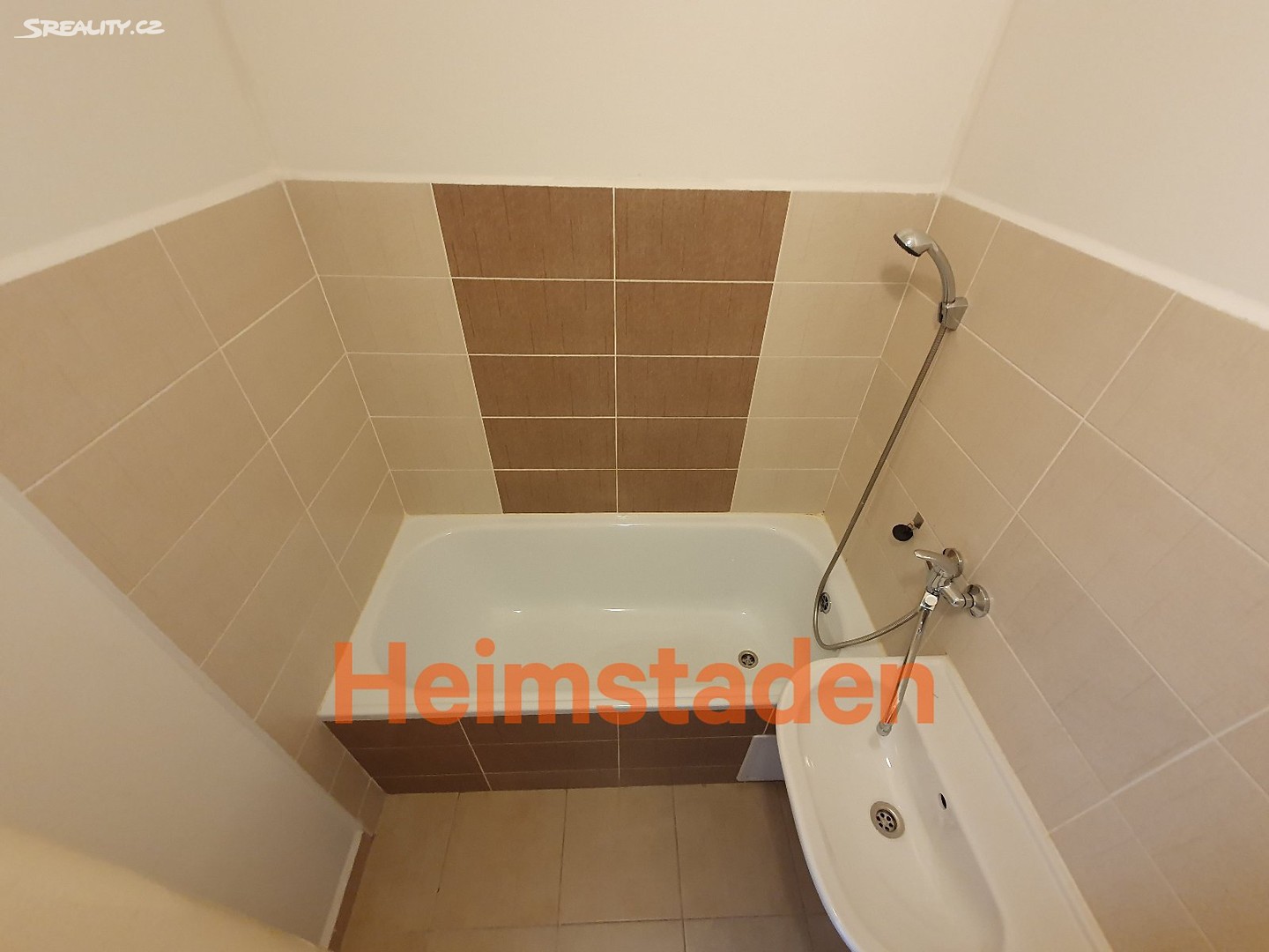 Pronájem bytu 3+1 60 m², Národní třída, Havířov - Město