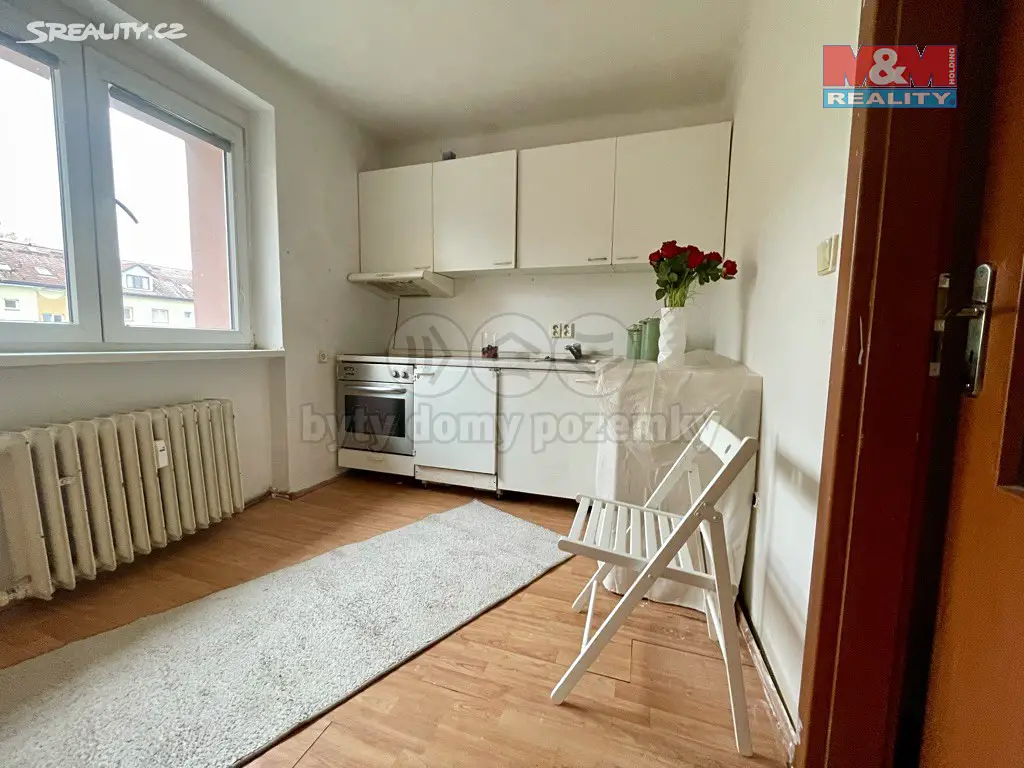 Prodej bytu 1+1 32 m², J. A. Komenského, Stochov