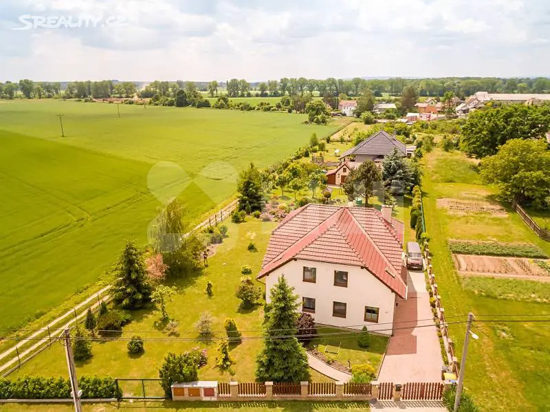 Prodej  rodinného domu 270 m², pozemek 160 m², Příkazy - Hynkov, okres Olomouc