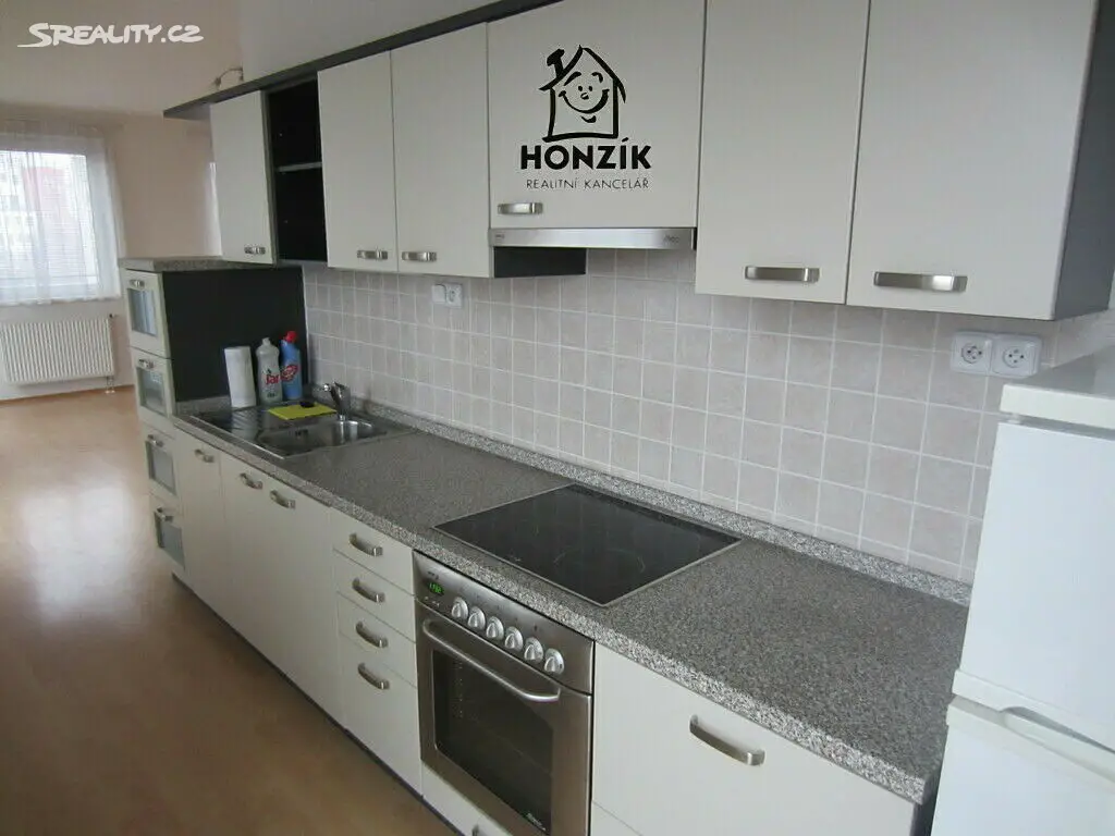 Pronájem bytu 2+kk 59 m², Choceradská, Praha 4 - Záběhlice
