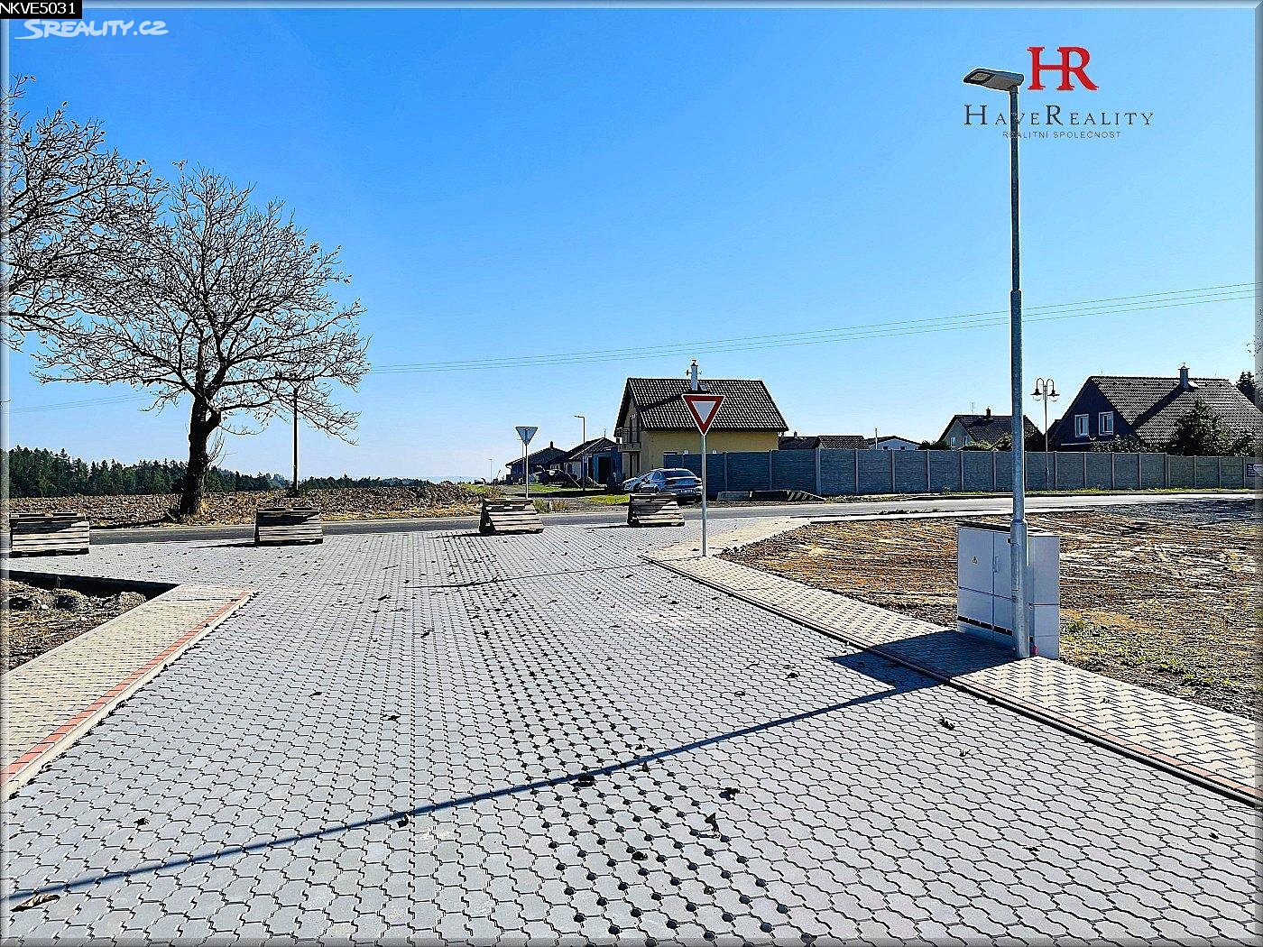 Prodej  stavebního pozemku 934 m², Tehov, okres Benešov