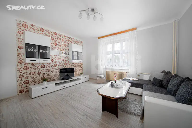 Prodej bytu atypické 64 m², Albertova, Hradec Králové - Pražské Předměstí
