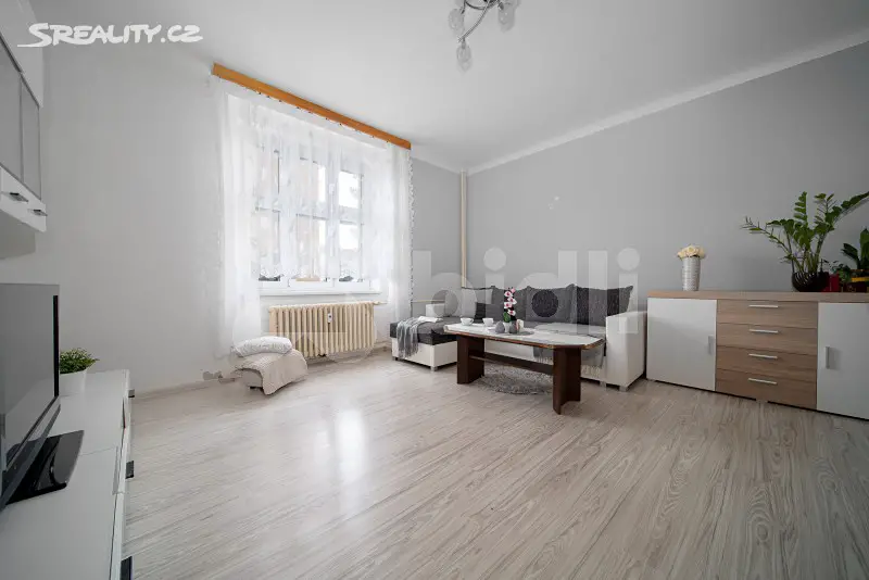 Prodej bytu atypické 64 m², Albertova, Hradec Králové - Pražské Předměstí
