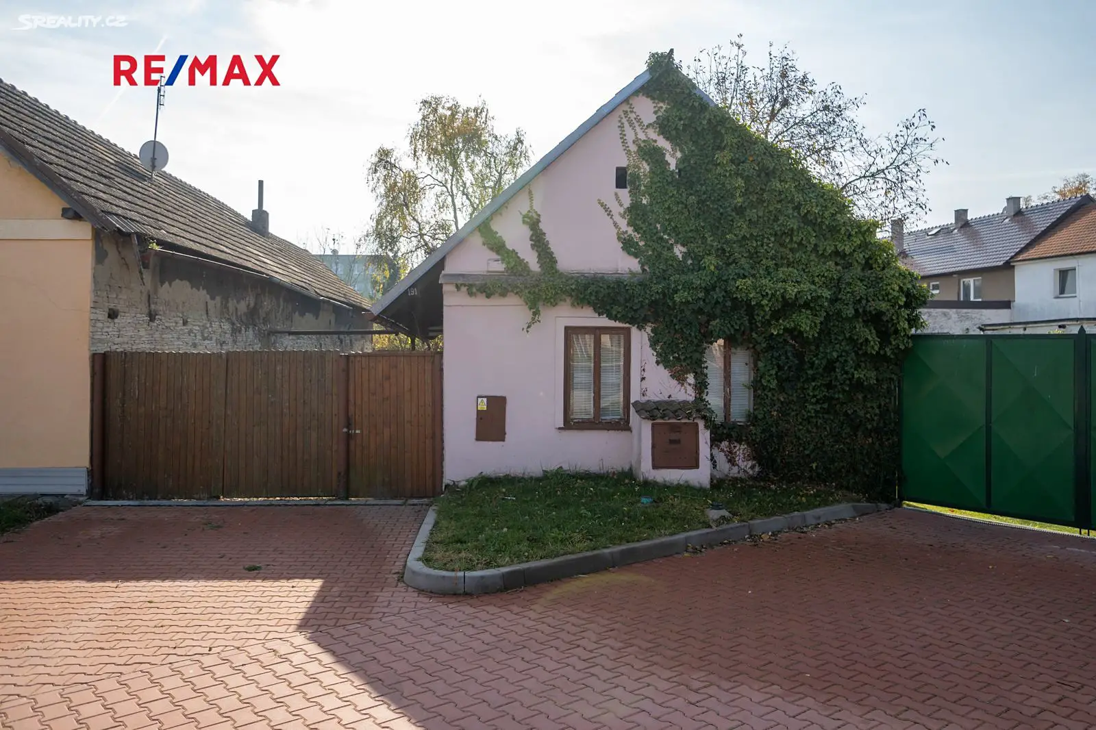 Prodej  rodinného domu 120 m², pozemek 342 m², Na Houseníku, Městec Králové