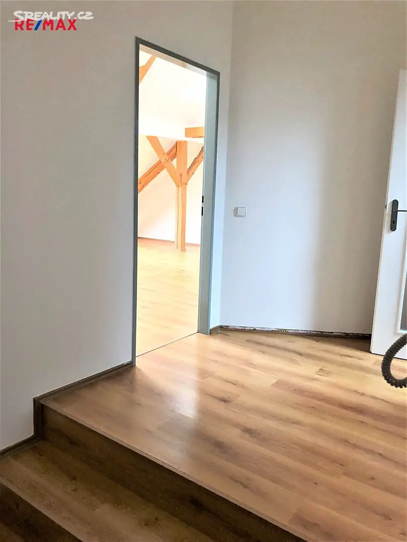 Pronájem bytu 1+kk 63 m², Klatovská třída, Plzeň - Jižní Předměstí