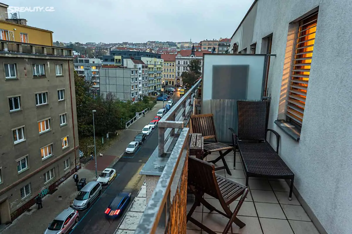 Pronájem bytu 2+kk 48 m², Petrohradská, Praha 10 - Vršovice