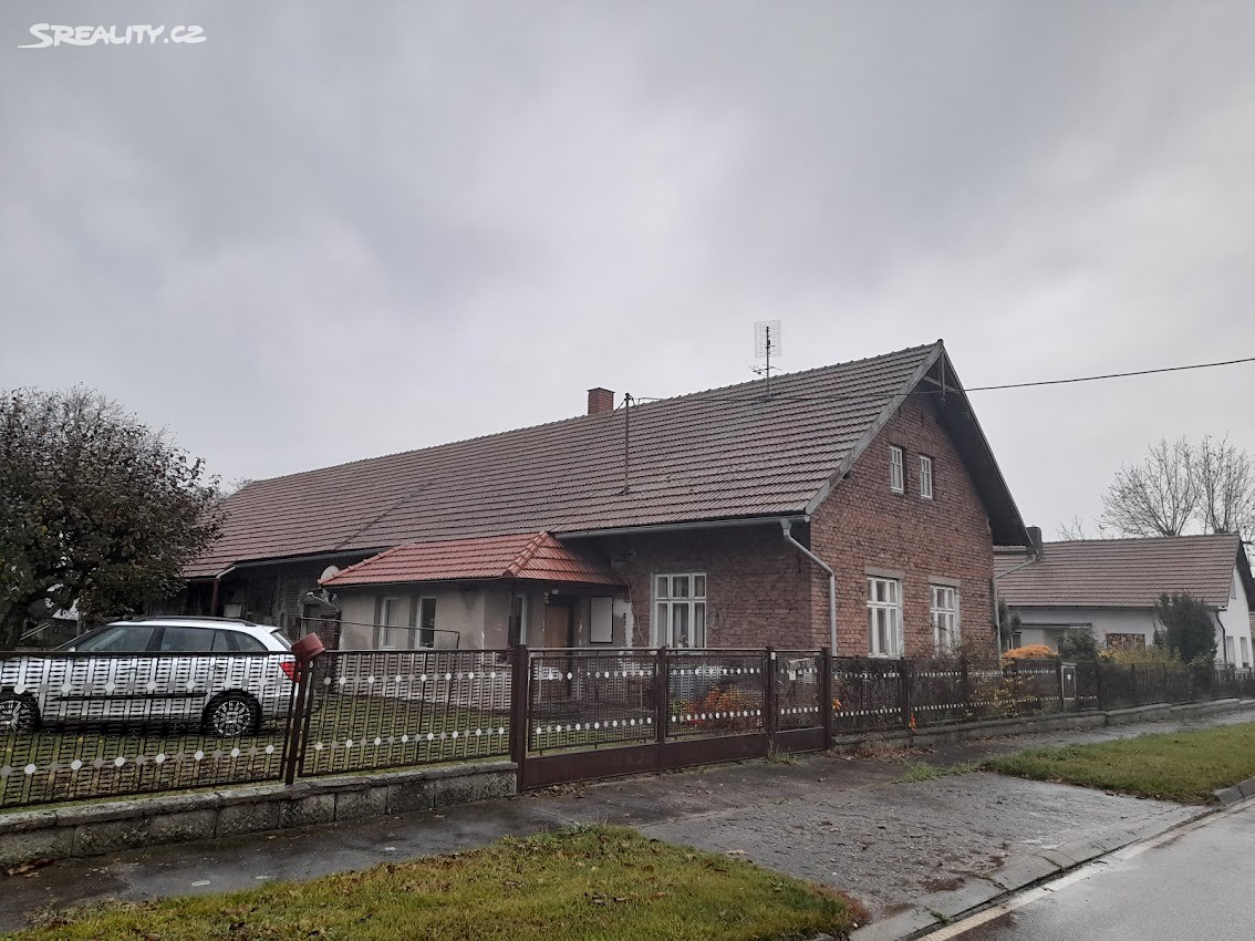 Prodej  rodinného domu 200 m², pozemek 3 521 m², Vinary - Kozojídky, okres Hradec Králové