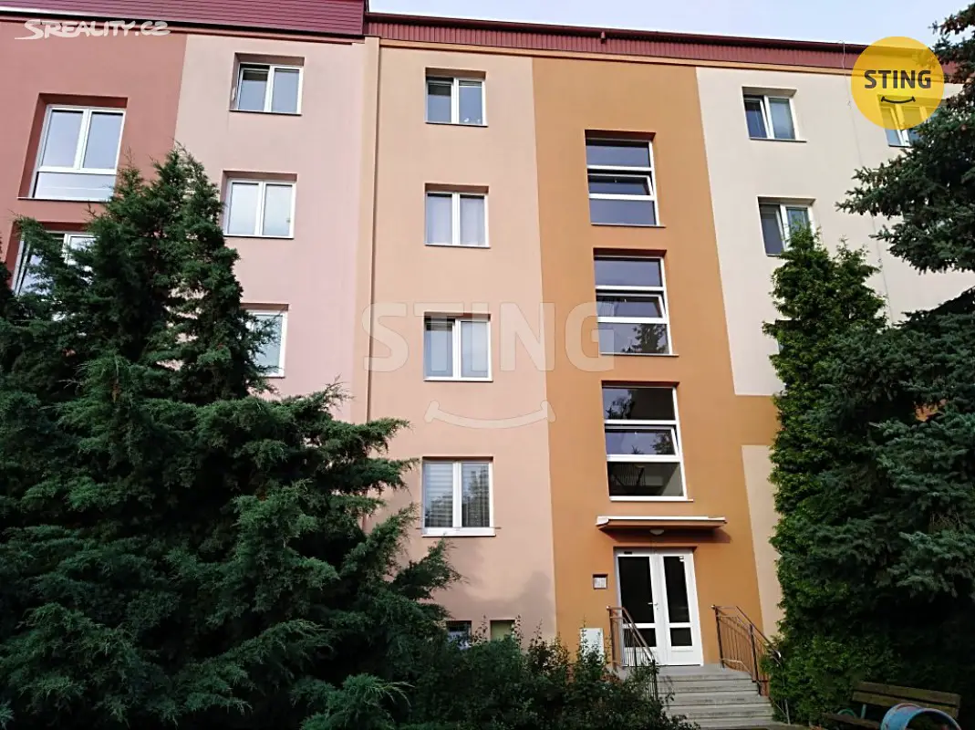 Pronájem bytu 2+1 56 m², Svatováclavská, Uherské Hradiště