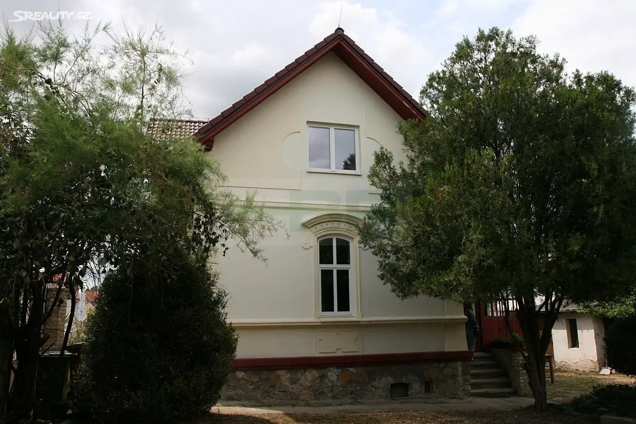 Pronájem  rodinného domu 150 m², pozemek 530 m², Palackého, Čelákovice