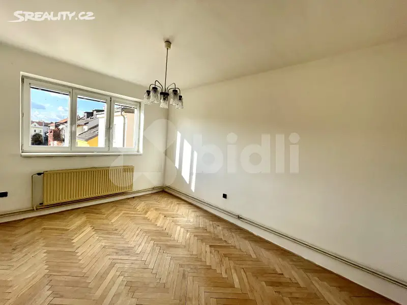 Prodej bytu 2+1 68 m², Železničního pluku, Pardubice - Zelené Předměstí