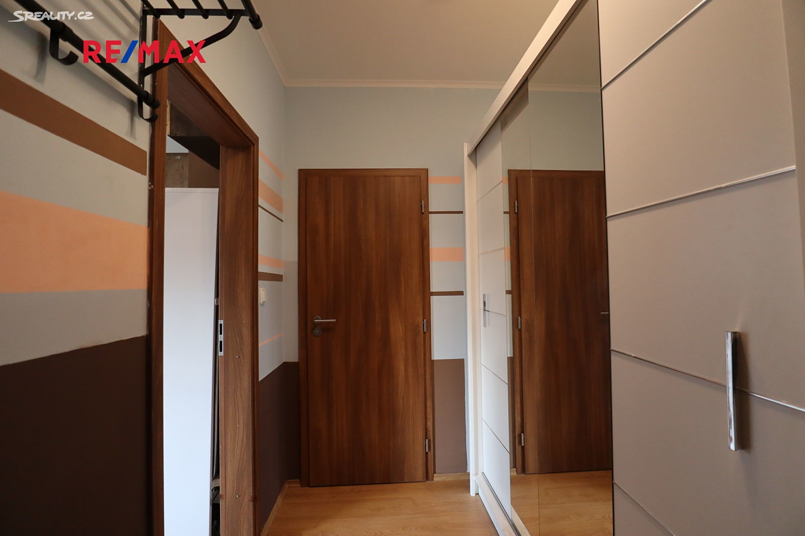 Prodej bytu 1+kk 35 m², Spálená, Karlovy Vary - Doubí