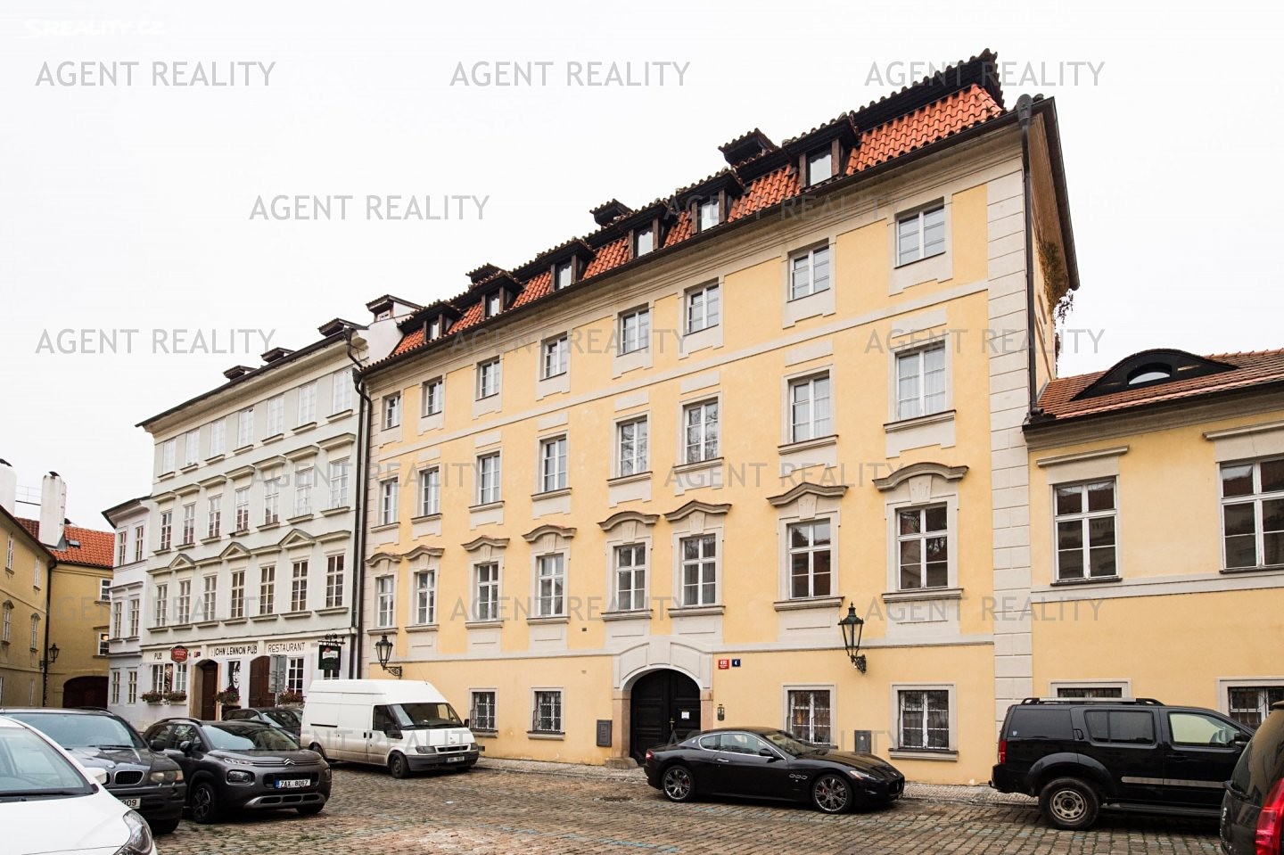 Prodej bytu 3+1 103 m², Hroznová, Praha 1 - Malá Strana