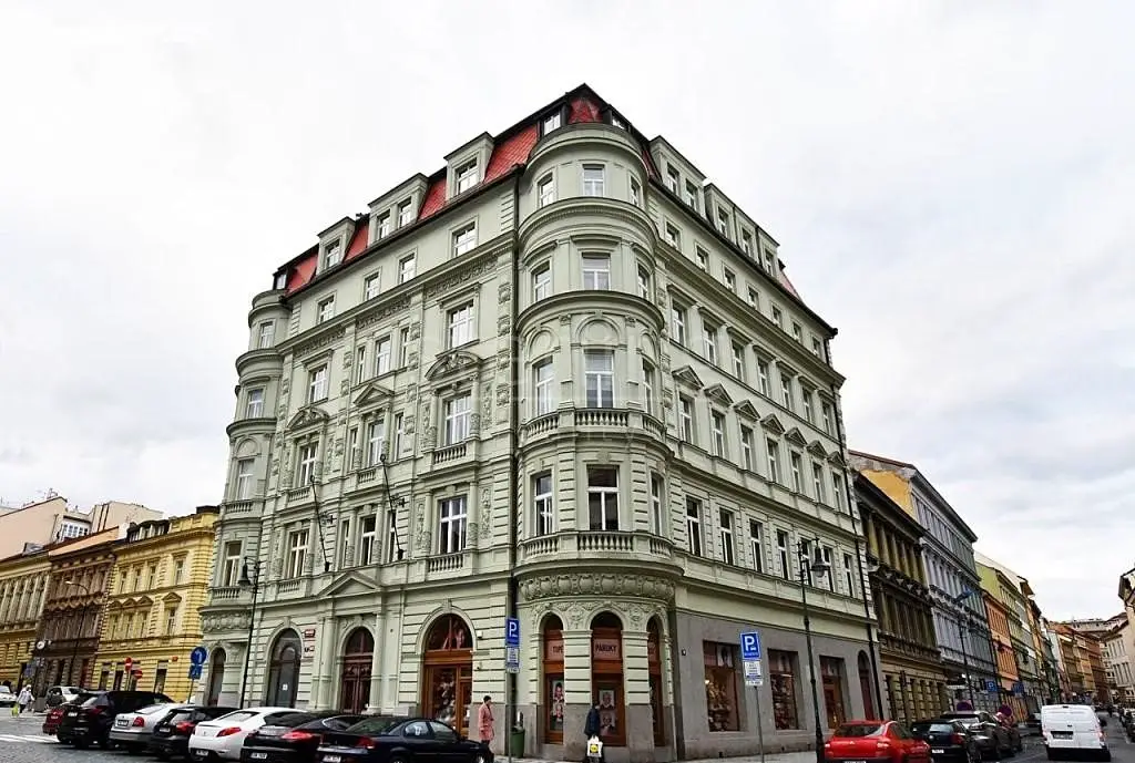 Prodej bytu 3+kk 96 m², Petrské náměstí, Praha 1 - Nové Město