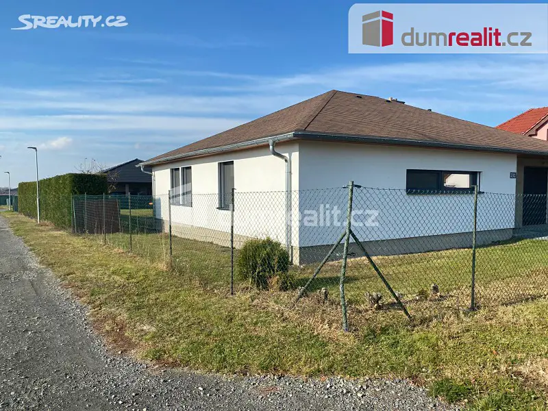 Prodej  rodinného domu 213 m², pozemek 1 042 m², Martinice, okres Kroměříž