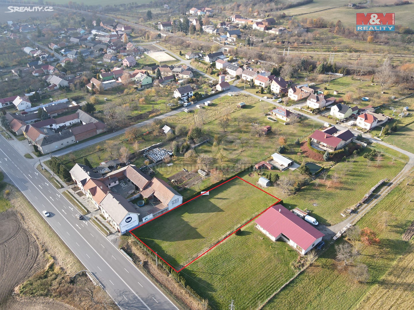 Prodej  stavebního pozemku 2 500 m², Hranice - Hranice VII-Slavíč, okres Přerov