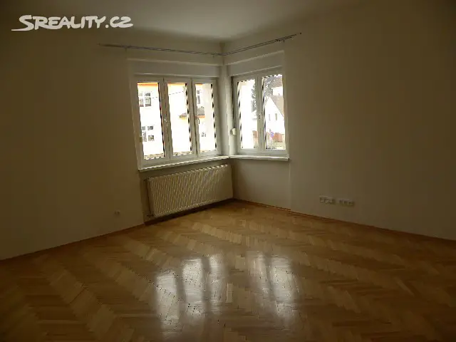 Pronájem bytu 2+1 80 m², Kašparova, Teplice