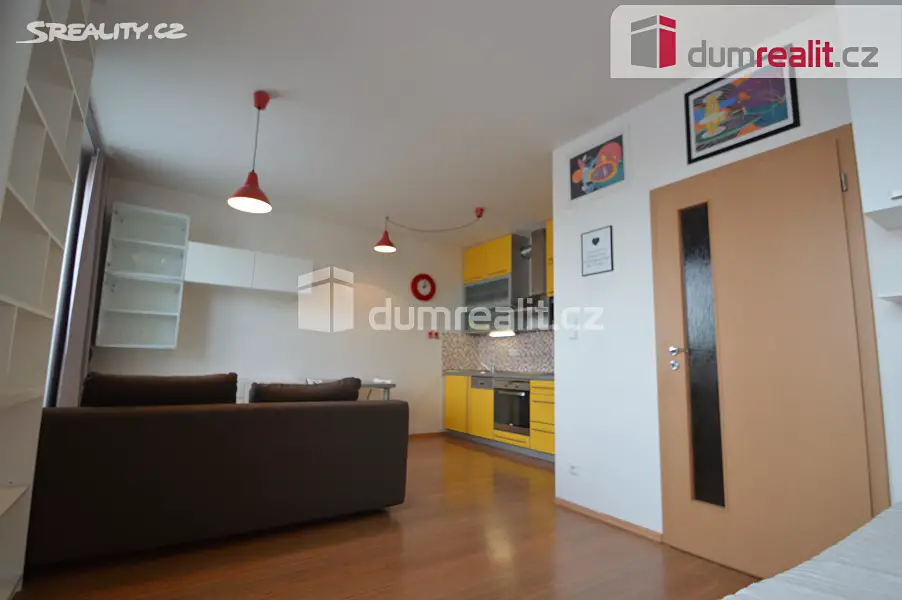 Pronájem bytu 1+kk 38 m², Pod Harfou, Praha - Vysočany